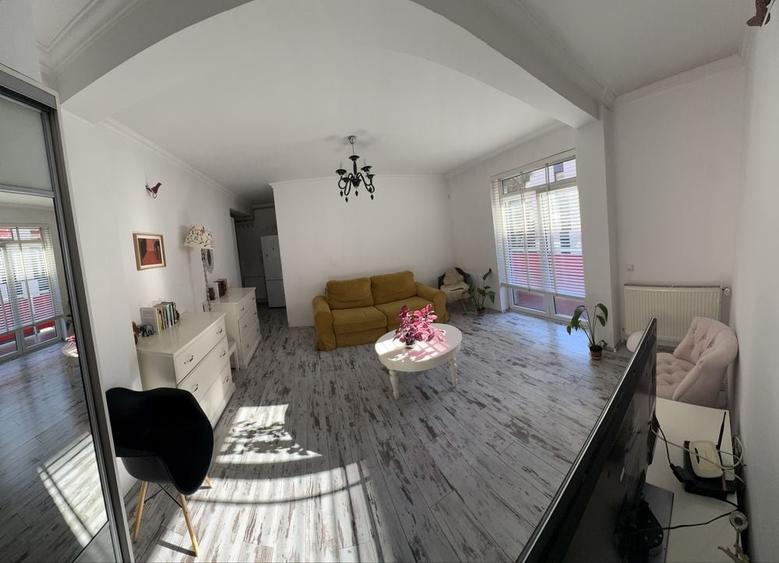 Apartament cu 2 camere semidecomandat în Zorilor