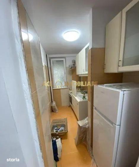 Apartament cu 4 camere în Drumul Taberei
