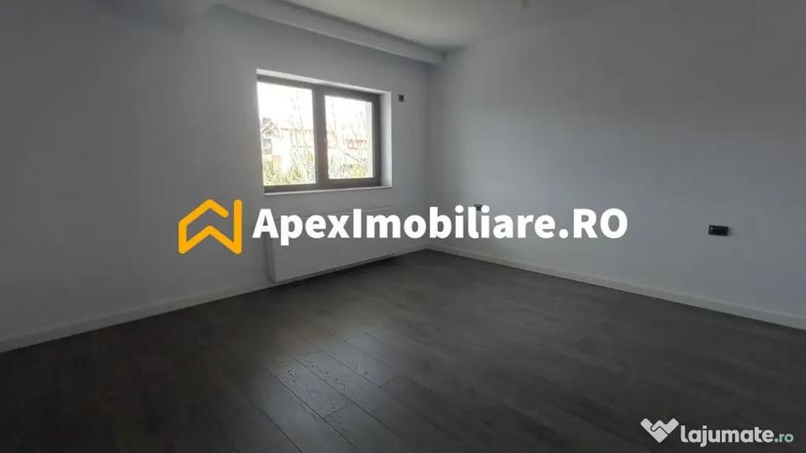 Casă cu 7 camere cu Teren 500 Mp în Pipera