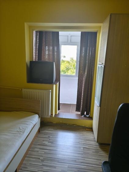 Garsonieră decomandată în Buziașului