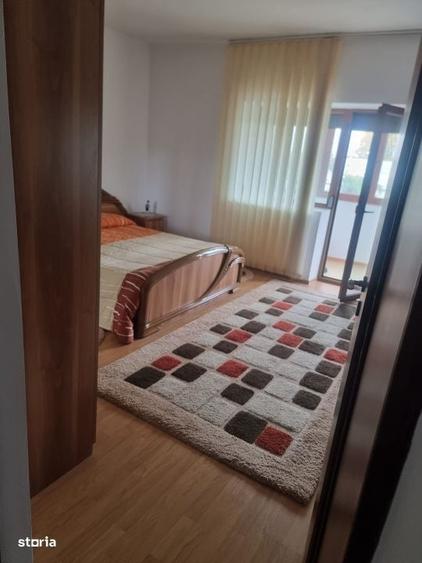 Casă cu 4 camere cu Teren 500 Mp în Central