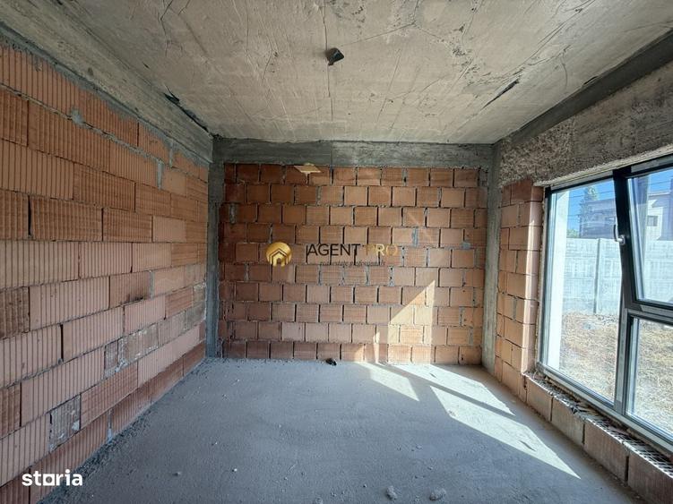 Casă cu 4 camere cu Teren 426 Mp în Central
