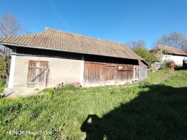 Casă cu 3 camere în Chesău