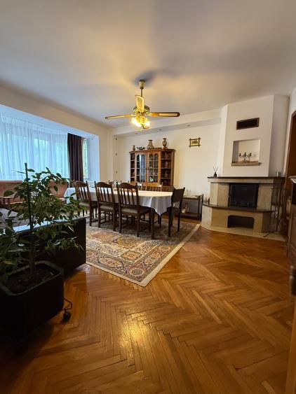 Casă cu 4 camere cu Teren 340 Mp în Ultracentral