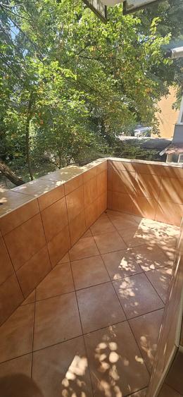 Apartament cu 4 camere decomandat în Aradului