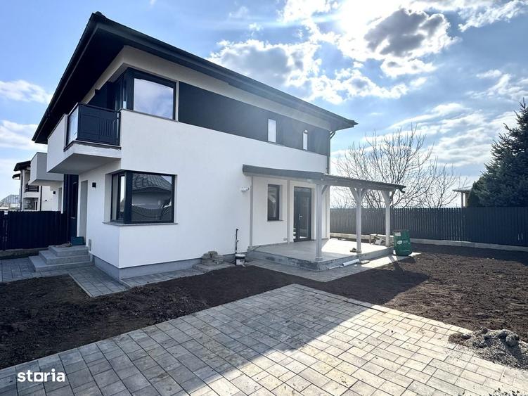 Casă cu 4 camere cu Teren 260 Mp în Miroslava