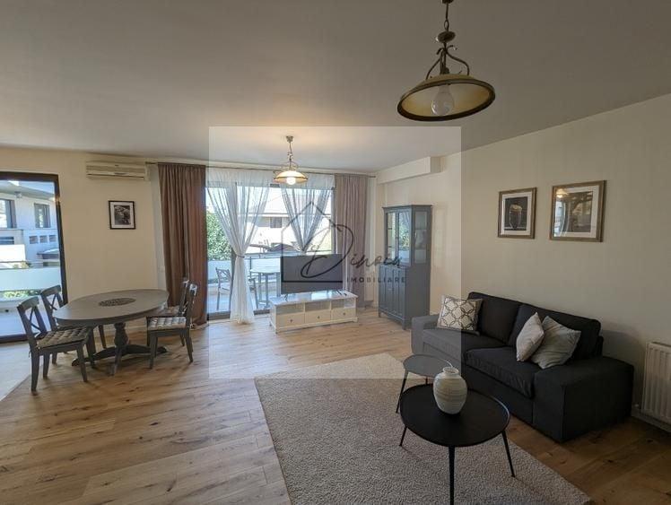 Apartament cu 3 camere decomandat, mobilat în Central