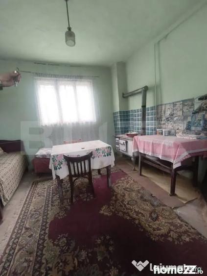 Casă cu 3 camere cu Teren 3900 Mp în Războieni-Cetate