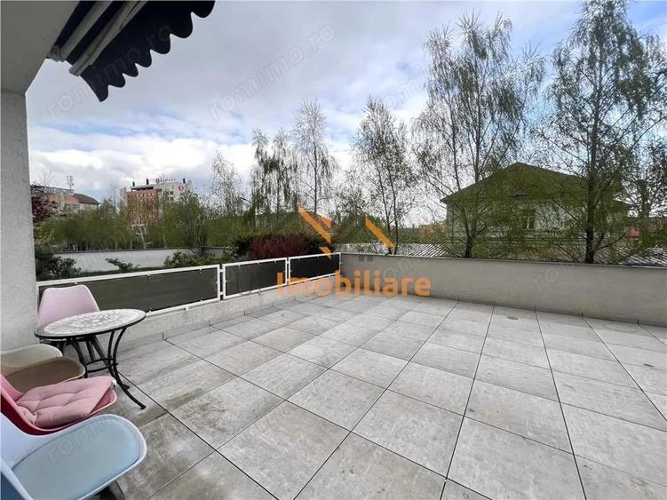 Apartament cu 3 camere în Calea Aradului