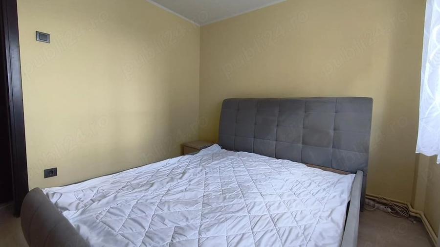 Apartament cu 2 camere decomandat în Micro 15