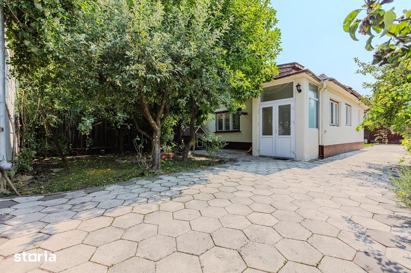 Casă cu 5 camere cu Teren 135 Mp în Aurel Vlaicu