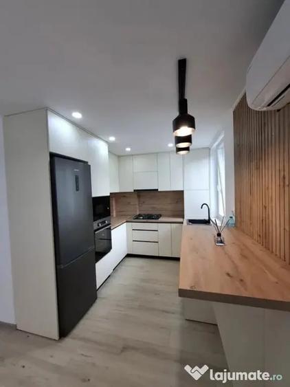 Apartament cu 2 camere semidecomandat în Ultracentral