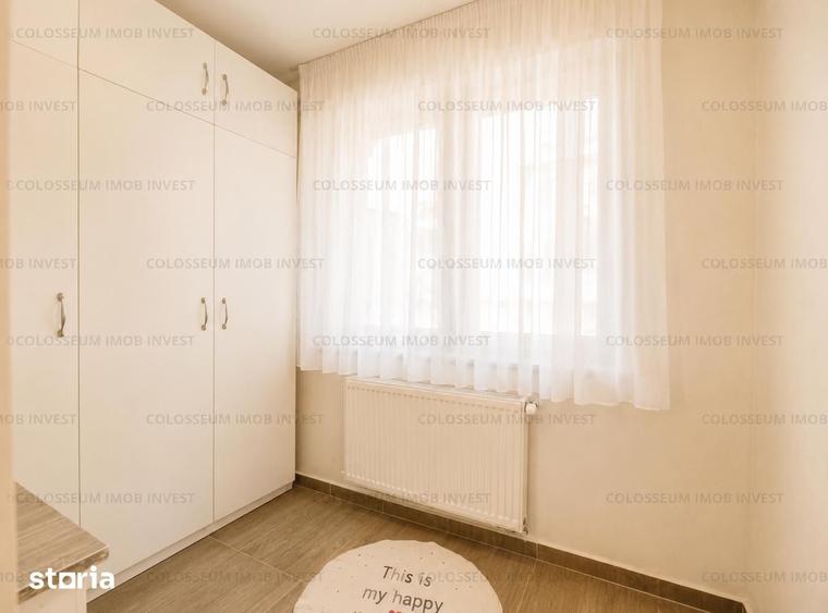 Apartament cu 3 camere decomandat în Tractorul