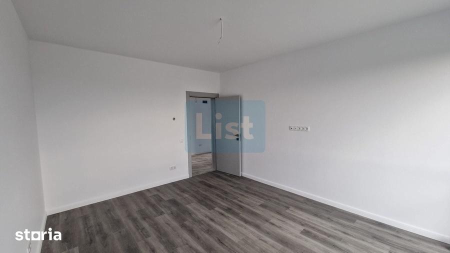 Casă cu 4 camere cu Teren 412 Mp în Recea