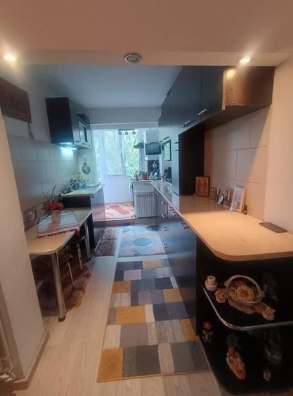 Apartament cu 2 camere decomandat în Dacia
