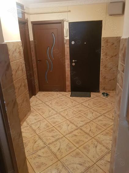 Apartament cu 2 camere decomandat în Buzaului
