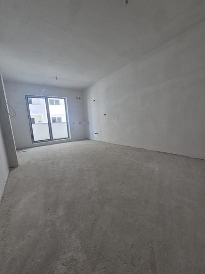 Apartament cu 2 camere decomandat în Theodor Pallady