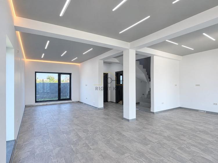 Casă individuală cu 4 camere cu Teren 400 Mp în Domnești