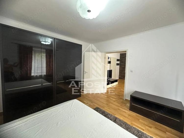 Casă cu 4 camere cu Teren 240 Mp în Lipovei