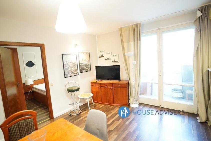 Apartament cu 2 camere, mobilat în Universitate