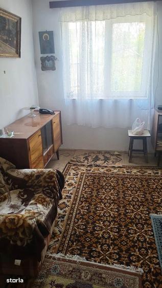 Casă cu 3 camere cu Teren 540 Mp în Central