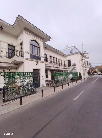 Spațiu comercial, de 25 mp, în Central