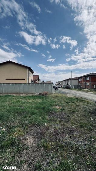 Teren de 640 mp, în Dumbrăvița