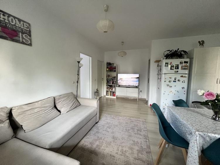 Apartament cu 3 camere decomandat în Bucureștii Noi