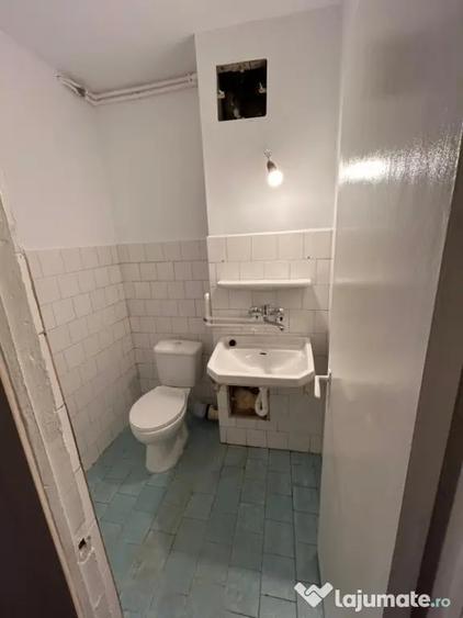 Apartament cu 3 camere decomandat în Mărăști