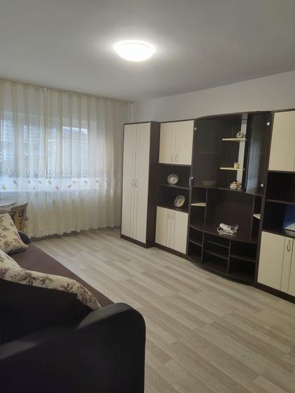 Apartament cu 3 camere decomandat în Calea Aradului