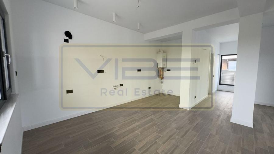 Casă cu 5 camere cu Teren 419 Mp în Miroslava