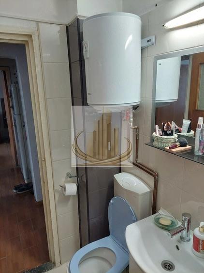 Apartament cu 2 camere decomandat în Berceni