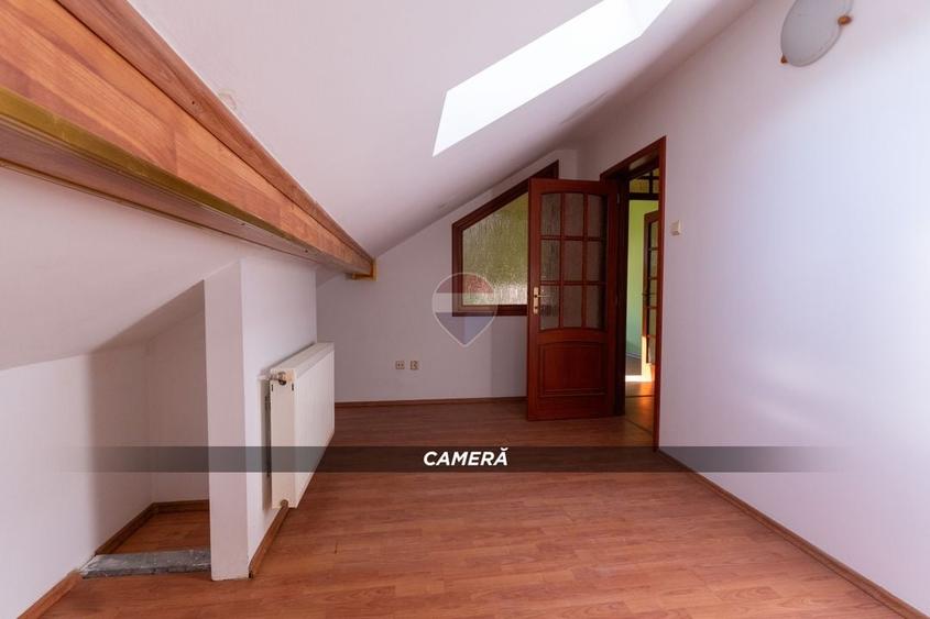 Apartament cu 6 camere decomandat, mobilat în Central