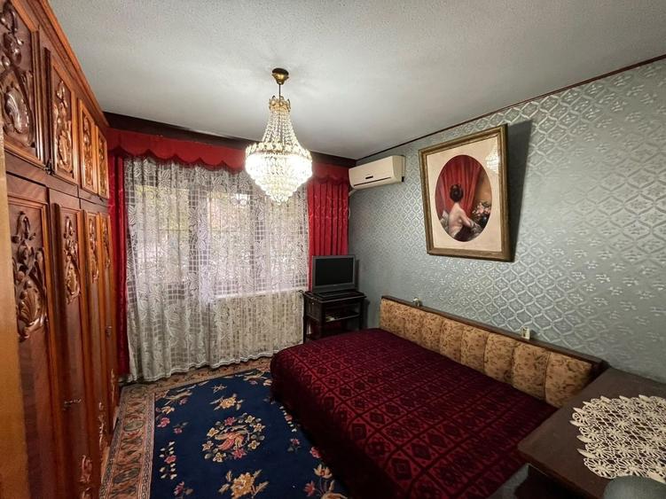 Apartament cu 3 camere decomandat, mobilat în Tineretului