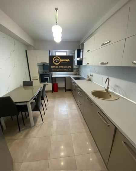 Apartament cu 3 camere în Vasile Alecsandri