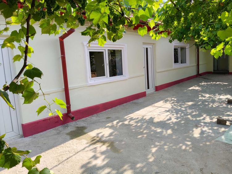 Casa de inchiriat in corbu - 5