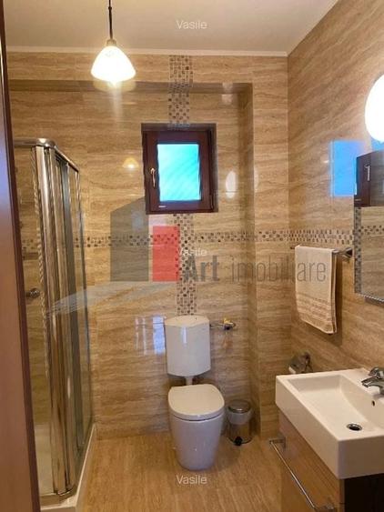 Casă cu 5 camere cu Teren 300 Mp în Pantelimon