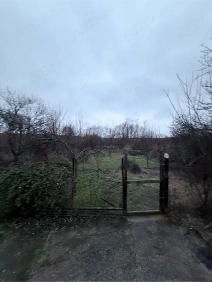 Casă cu 3 camere cu Teren 2 Mp în Gălăteni