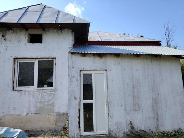 Casă cu 3 camere în Central
