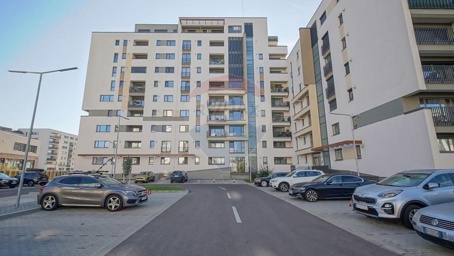 Apartament cu 2 camere de inchiriat, zona Coresi, Tractorul - 1
