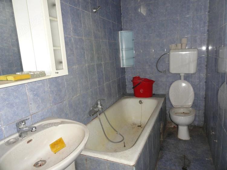 Casă cu 3 camere cu Teren 720 Mp în Pârneava