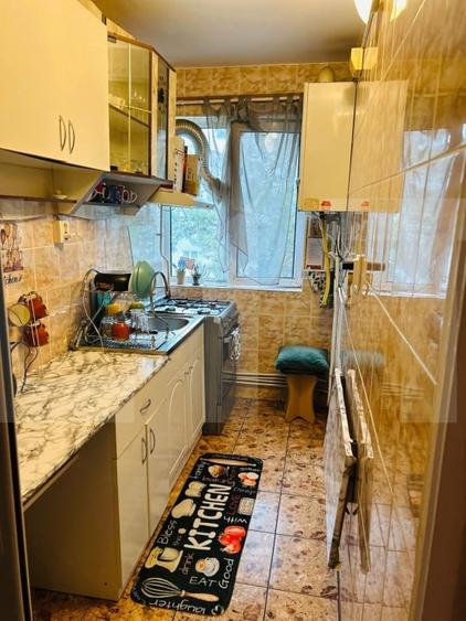 Apartament 2 camere semidecomandat  - Zona A - Scoala 12 - 6