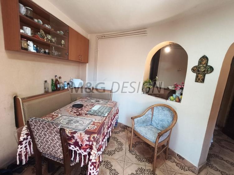 Casă individuală cu 7 camere cu Canalizare în Biled
