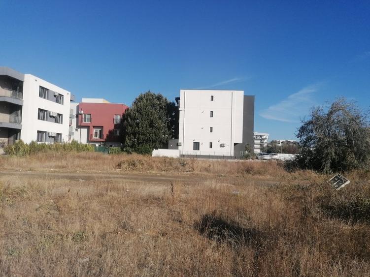 Teren Construcții intravilan de 600 mp, în Nord