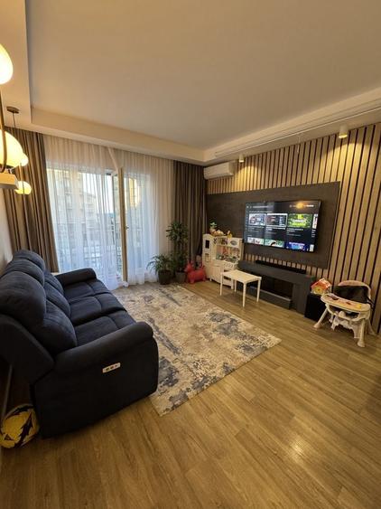 Apartament cosmopolis 3 camere - 1