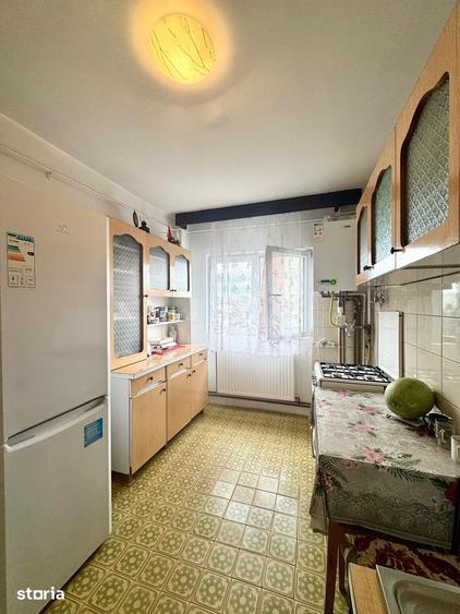 Apartament cu 4 camere în UTA