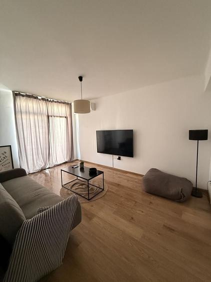 Apartament cu 2 camere decomandat în Ultracentral