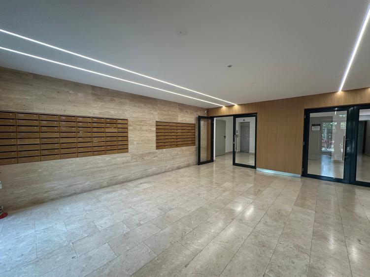 Apartament cu 2 camere semidecomandat în Domenii