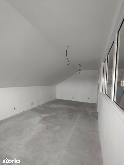 SE VINDE CASA IN CALUGARENI 5 camere, teren 600mp - 11