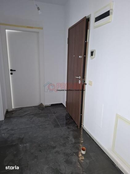 Apartament cu 4 camere în Metalurgiei